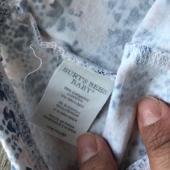 Burt’s Bees Baby Girl 3-Piece Set, 3-6 and 6-9 M - Picture 9 of 12